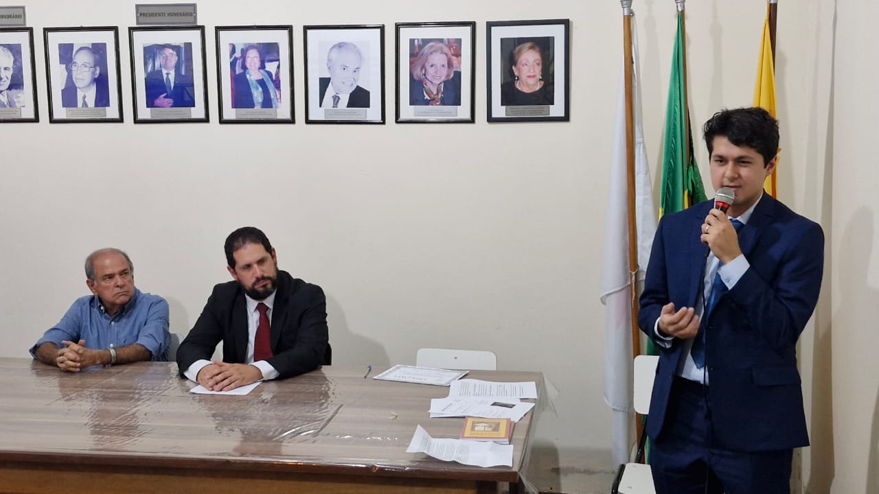 Antônio Augusto Alves Maciel é eleito na Academia Ouro-finense de Letras e Artes