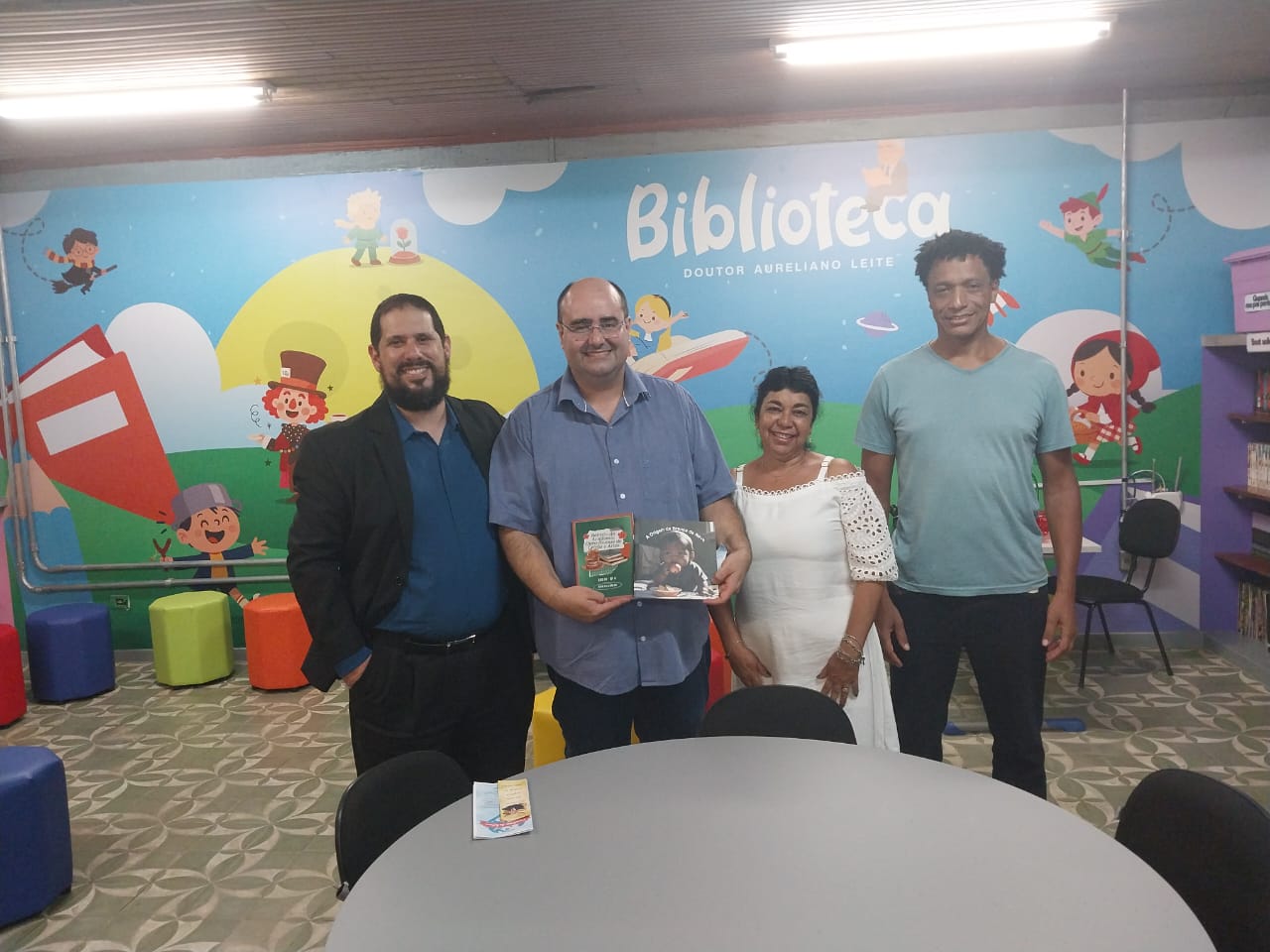 Escola Estadual Professor Juvenal Brandão celebra leitura, memória e revitalização em dia especial